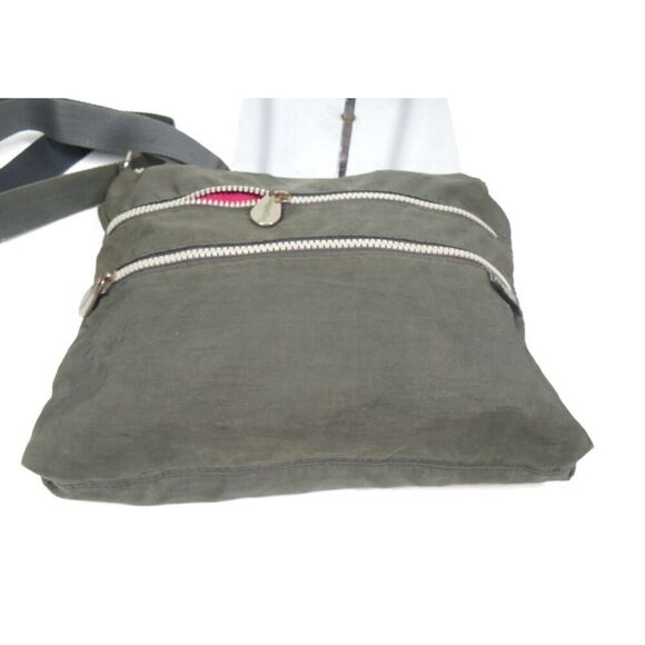 Baggallini Three Zip Crossbody Shoulder Bag Grey Organizer Small - Picture 11 of 11